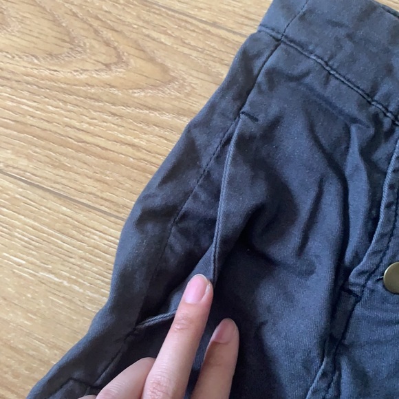 BDG Buttoned High Waisted Sailor Shorts - Picture 6 of 6